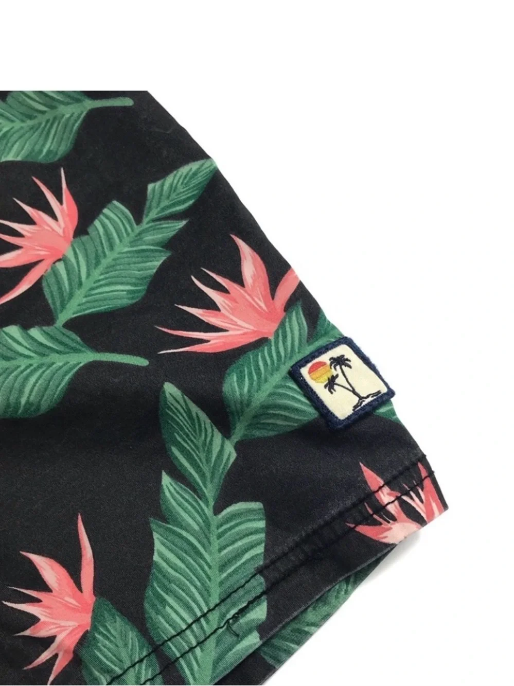 •MARINE LAYER• Hamilton Swim Trunks Faded Black Floral Size Small
